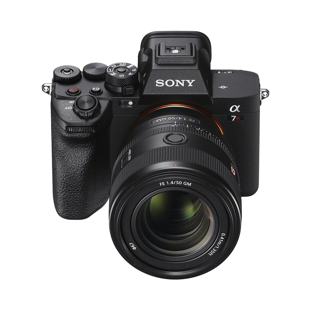 Sony E Mount FE 50 mm F1.4 GM Full Frame Lens (SEL50F14GM) | Lightweight & Compact | Beautiful Bokeh | Extraordinary Resolution