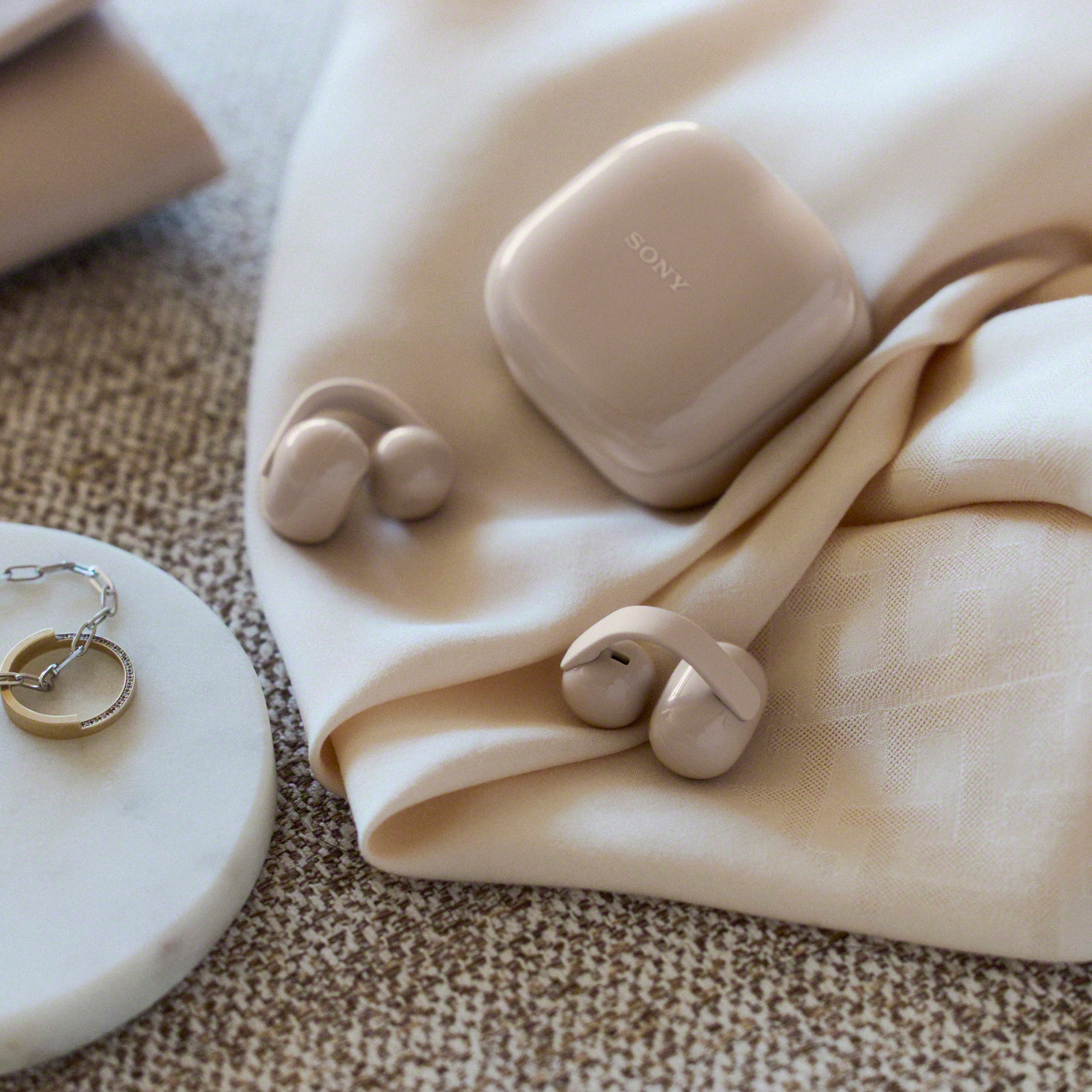 Sony LinkBuds Clip Open-Ear Truly Wireless Earbuds, Comfortable & Secure Fit, Lightweight Clip-On Design, Touch Controls, Ambient Sound Awareness, Water Resistant, Up to 37 Hrs of Playback