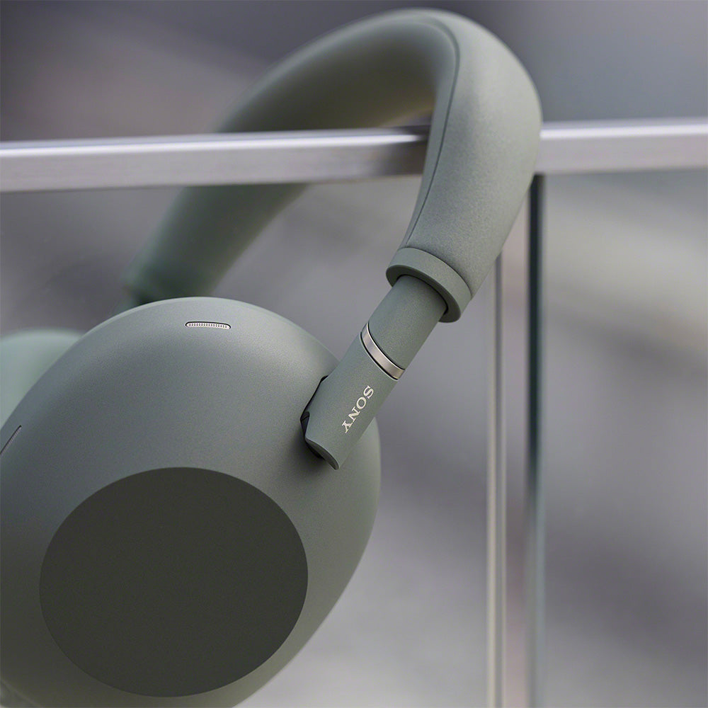 Sony WH-1000XM6 The Best Wireless Noise Canceling Headphones, HD NC Processor QN3, 12 Microphones, Adaptive NC Optimizer, Mastered by Engineers, Studio-Quality